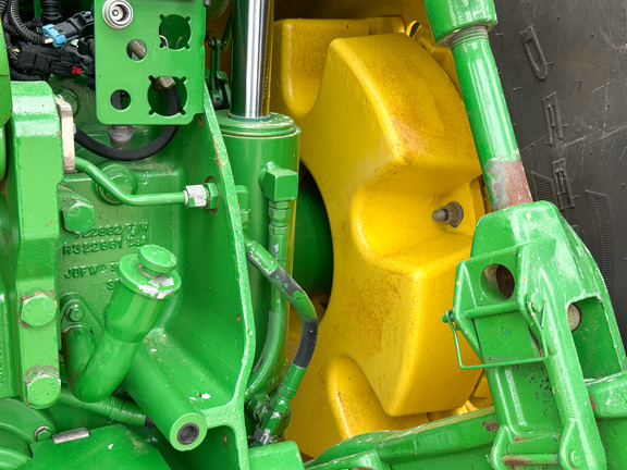 2013 John Deere 8360R Tractor