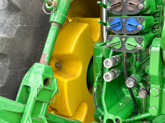 2013 John Deere 8360R Tractor