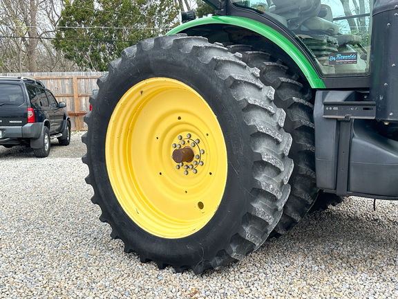 2013 John Deere 8360R Tractor