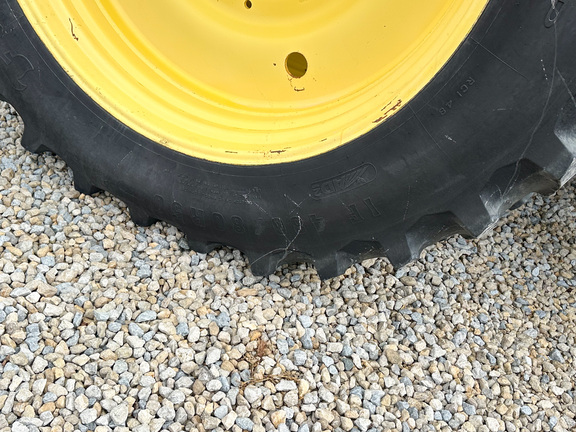 2013 John Deere 8360R Tractor