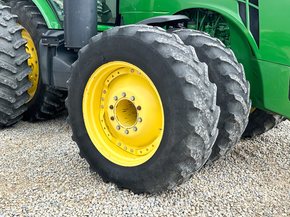 2013 John Deere 8360R Tractor