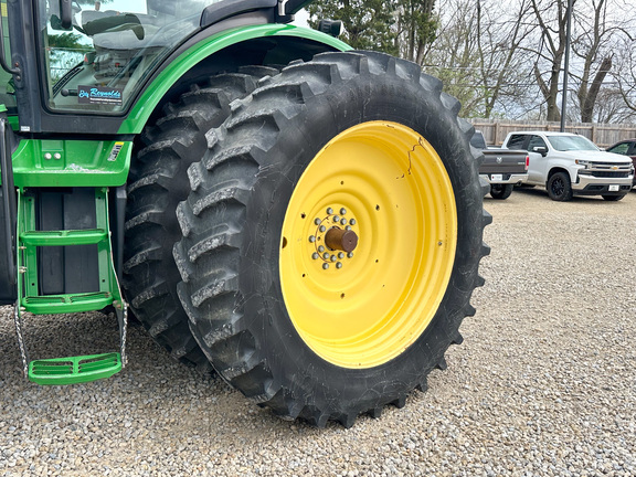 2013 John Deere 8360R Tractor