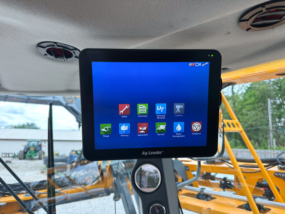 2021 Hagie STS16 Sprayer/High Clearance