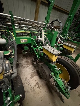 2024 John Deere 1775NT Planter
