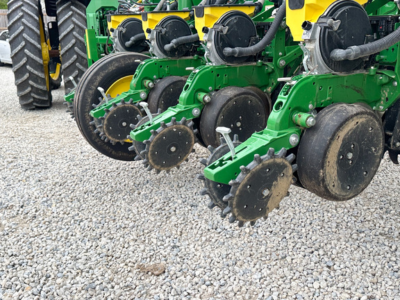 2024 John Deere 1775NT Planter