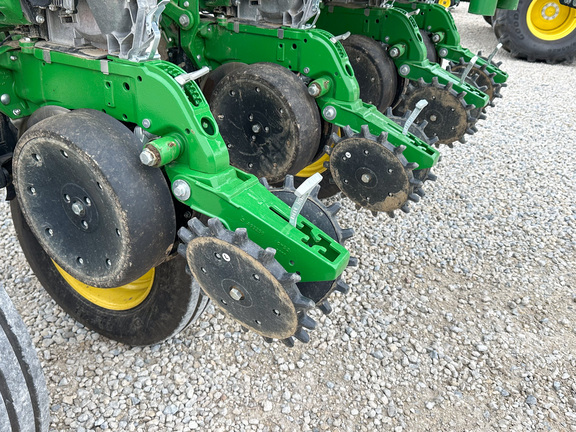 2024 John Deere 1775NT Planter