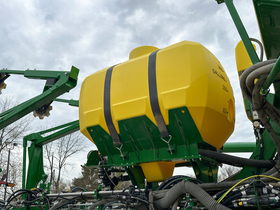 2024 John Deere 1775NT Planter