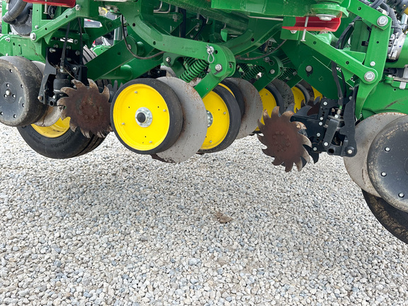 2024 John Deere 1775NT Planter