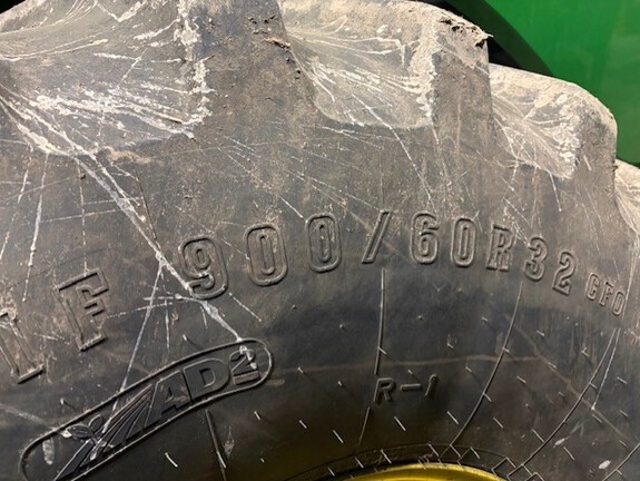 2014 John Deere S660 Combine