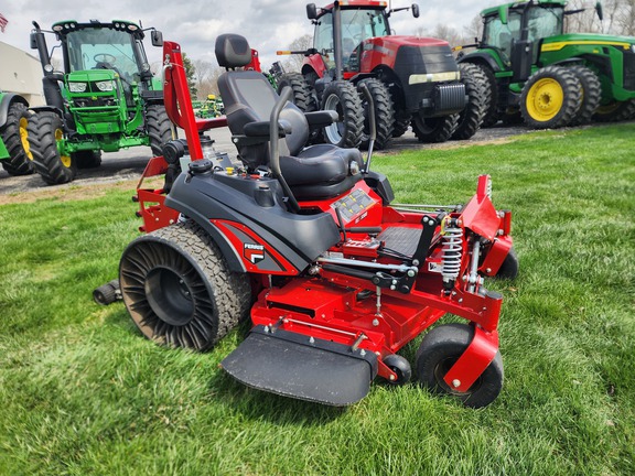 2024 Ferris ISX3300 Mower/Zero Turn