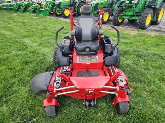 2024 Ferris ISX3300 Mower/Zero Turn