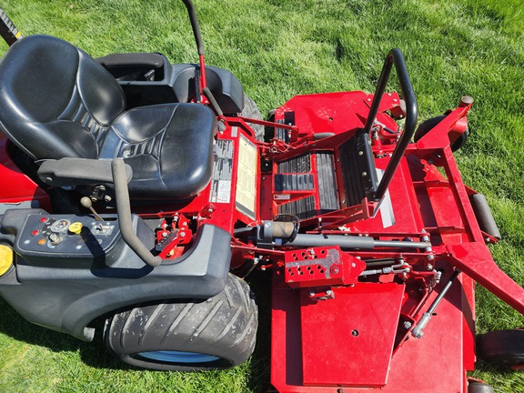 2018 Ferris F800X Mower/Zero Turn