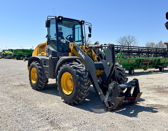 2018 John Deere 344L Compact Utility Loader