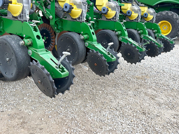 2013 John Deere 1790 Planter