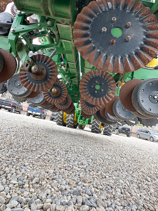 2013 John Deere 1790 Planter