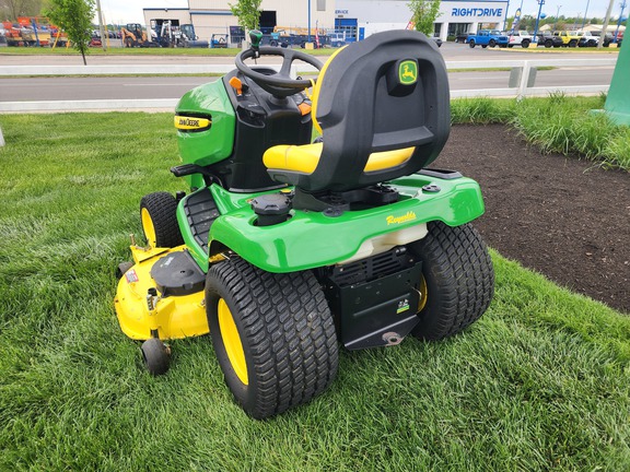 2011 John Deere X320 Garden Tractor