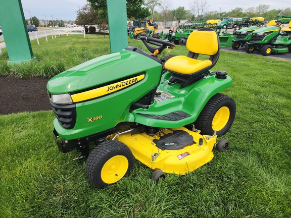 2011 John Deere X320 Garden Tractor