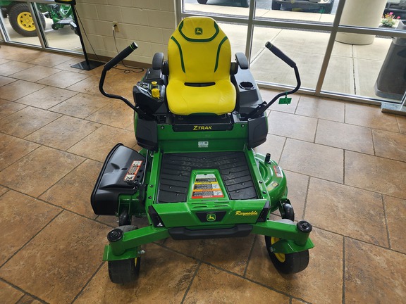 2026 John Deere Z370RS Mower/Zero Turn