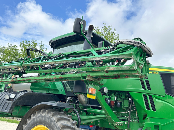 2015 John Deere R4030 Sprayer/High Clearance
