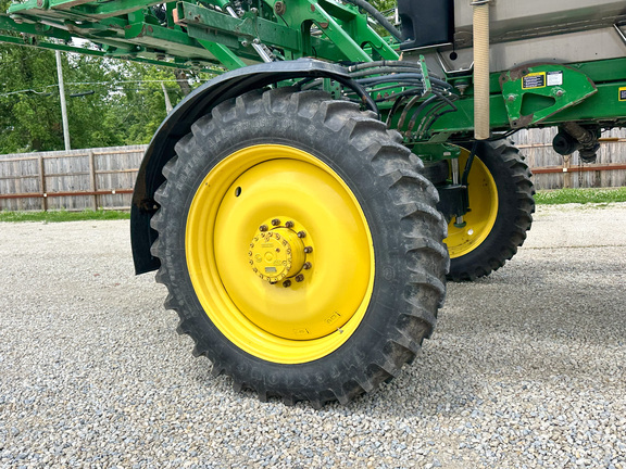 2015 John Deere R4030 Sprayer/High Clearance