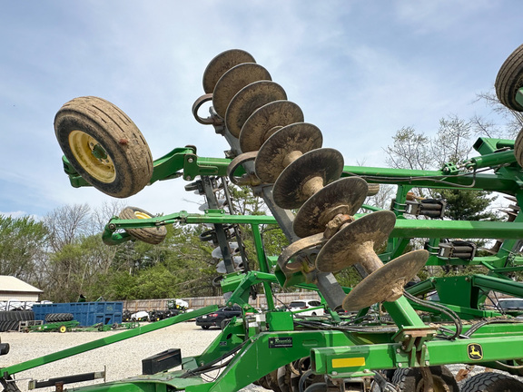 2013 John Deere 2720 Disk Ripper
