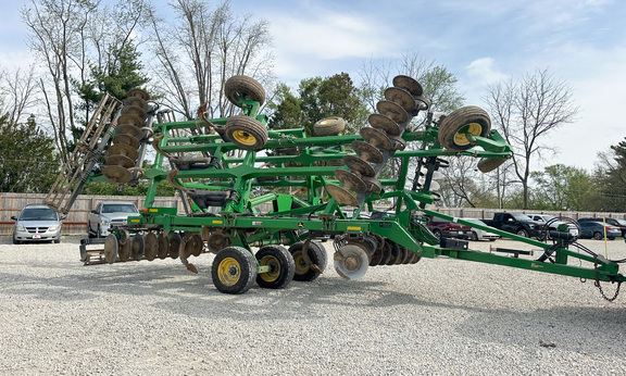 2013 John Deere 2720 Disk Ripper