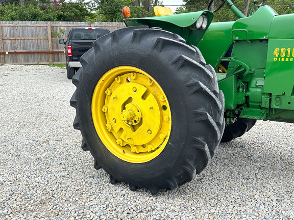 1962 John Deere 4010 Tractor