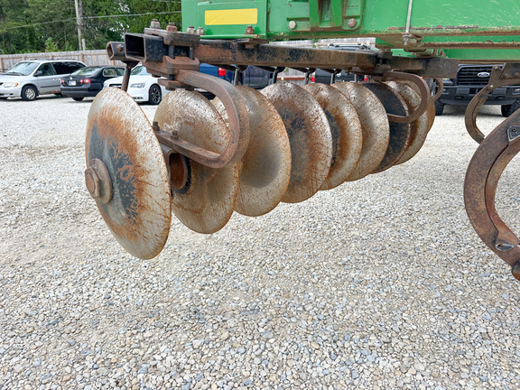 2009 John Deere 512 Disk Ripper