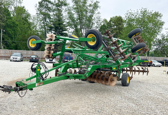 2009 John Deere 512 Disk Ripper