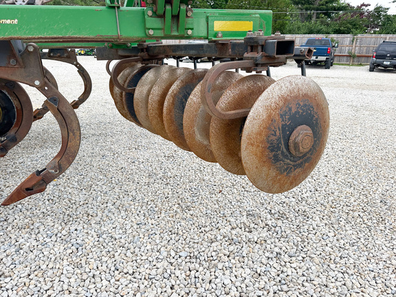 2009 John Deere 512 Disk Ripper