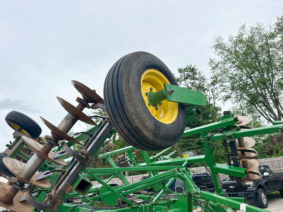 2009 John Deere 512 Disk Ripper