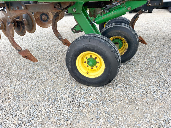 2009 John Deere 512 Disk Ripper
