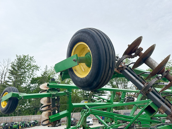2009 John Deere 512 Disk Ripper