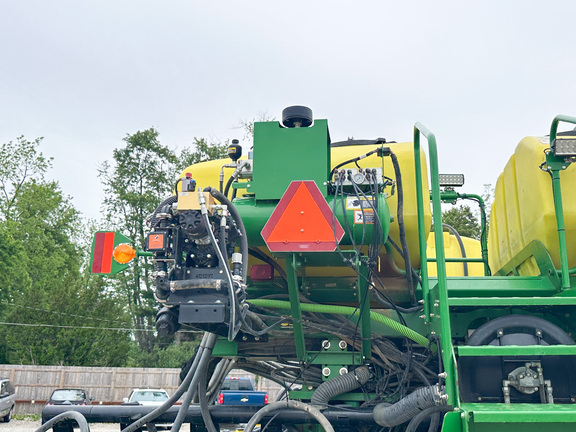 2010 John Deere DB60 Planter