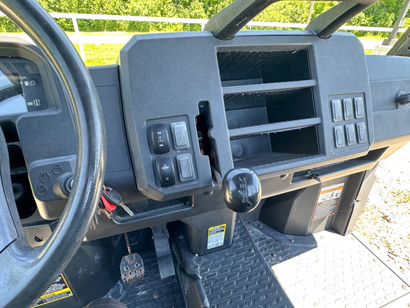 2023 John Deere XUV 835M ATV