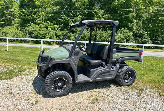 2023 John Deere XUV 835M ATV