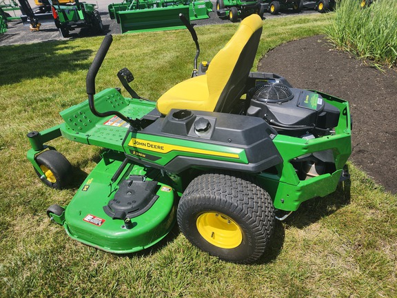 2025 John Deere Z330M Mower/Zero Turn