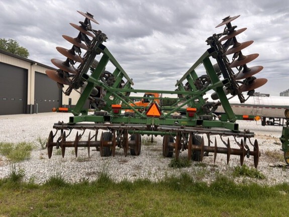 2007 John Deere 512 Disk Ripper