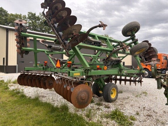 2007 John Deere 512 Disk Ripper