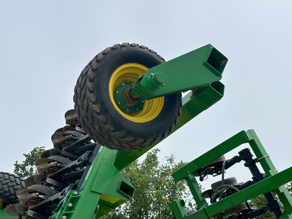 2012 John Deere 1990 Air Seeder