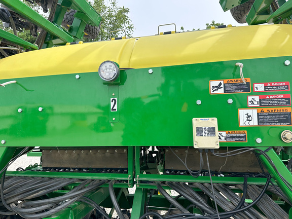2012 John Deere 1990 Air Seeder