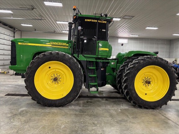2007 John Deere 9220 Tractor 4WD