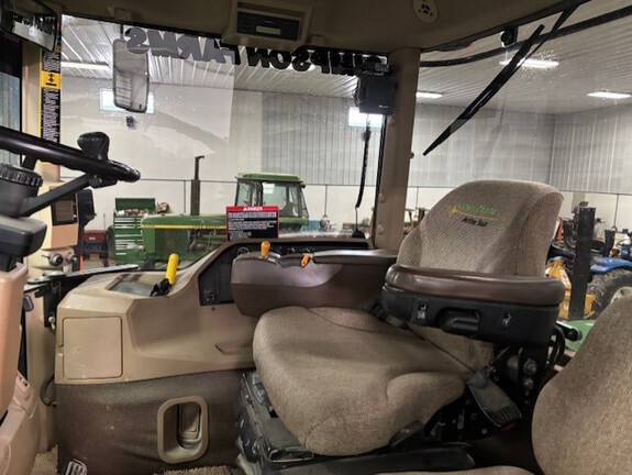 2007 John Deere 9220 Tractor 4WD