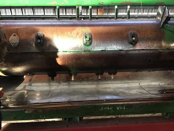 2005 John Deere 630F Header Combine