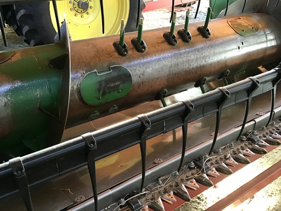 2005 John Deere 630F Header Combine