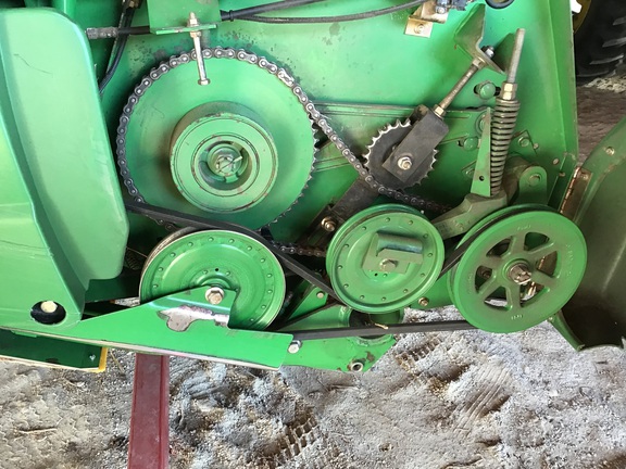 2005 John Deere 630F Header Combine