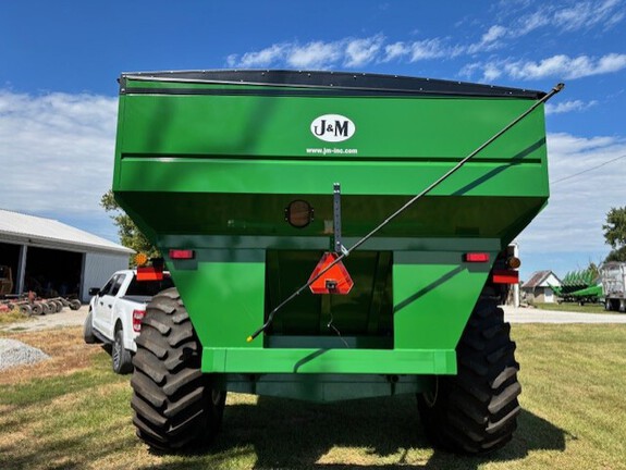 2016 J&M 750-18 Grain Cart