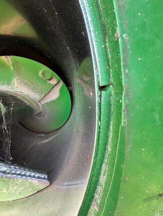 2016 J&M 750-18 Grain Cart