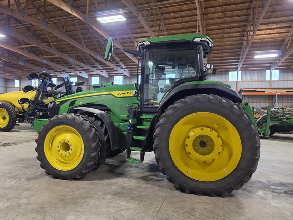 2022 John Deere 8R 340 Tractor