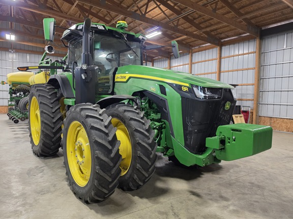 2022 John Deere 8R 340 Tractor